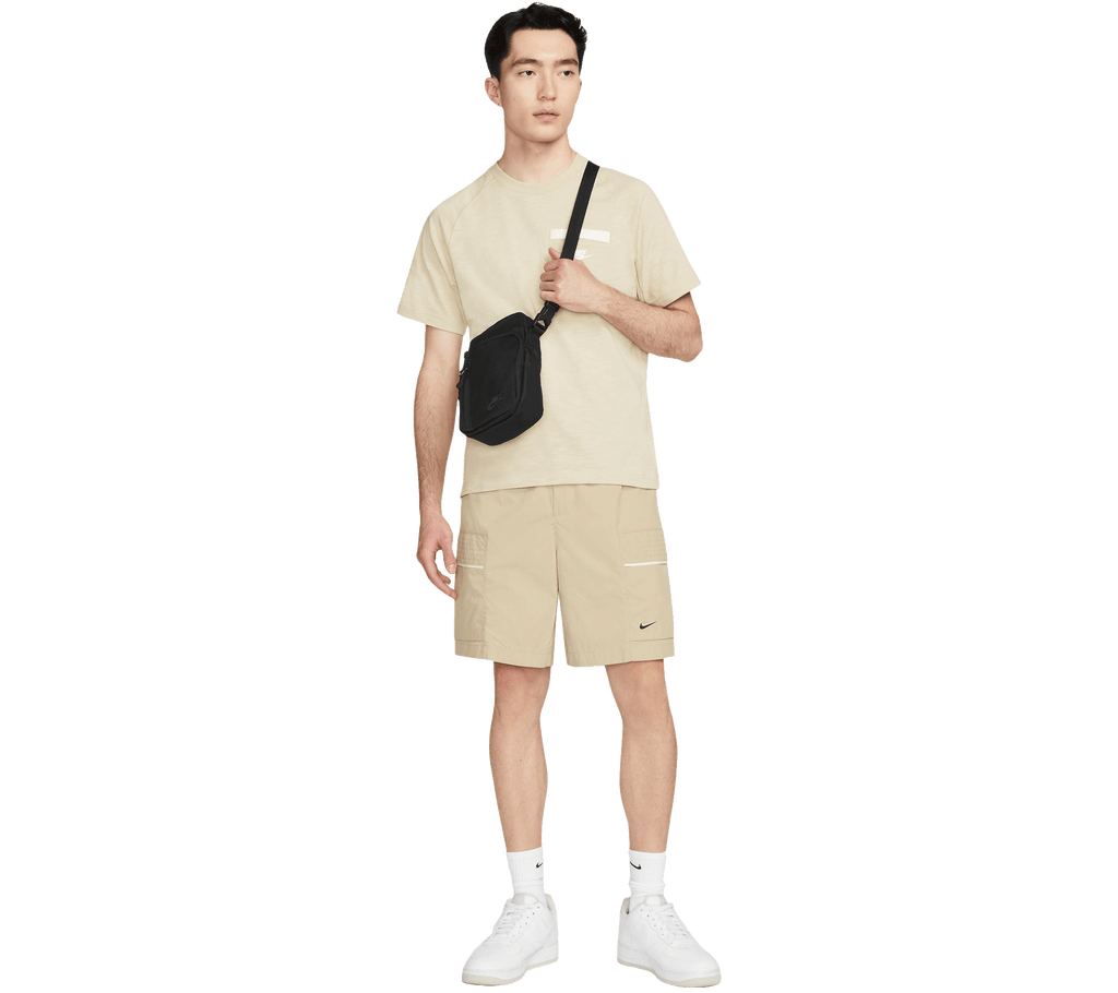 Nike Elemental Premium Crossbody