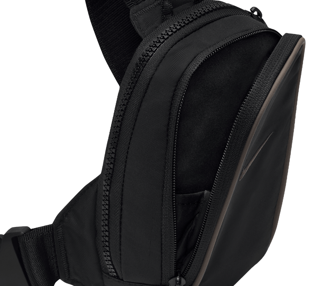 Nike Essential Crossbody