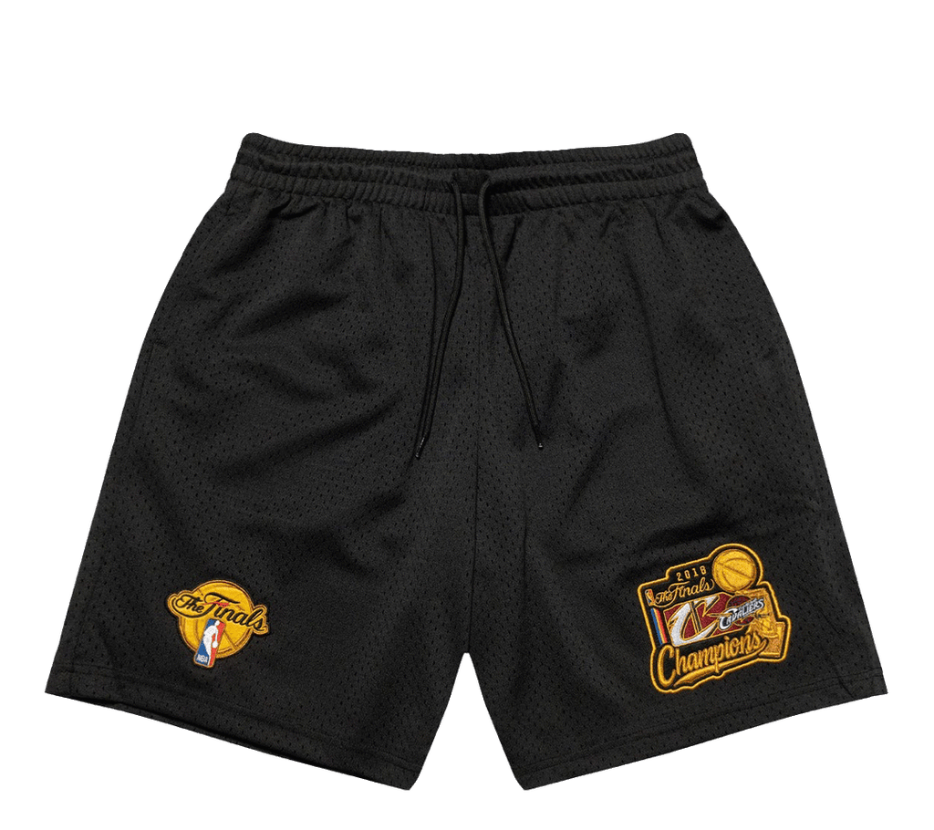Mitchell & Ness Cavs 16 Mesh Shorts