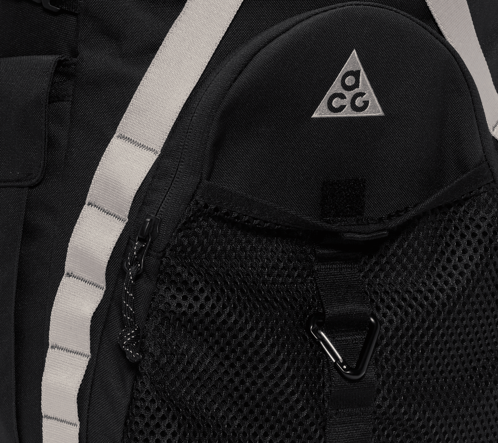 Nike ACG DAYMAX Backpack