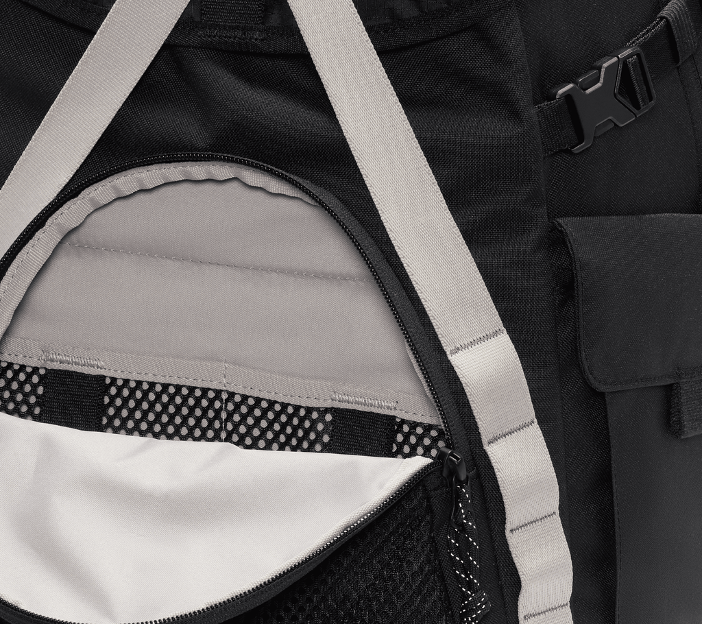 Nike ACG DAYMAX Backpack