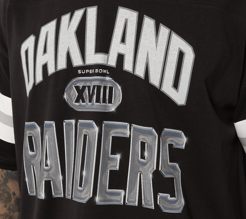 Mitchell & Ness XVIII Boxy T-Shirt