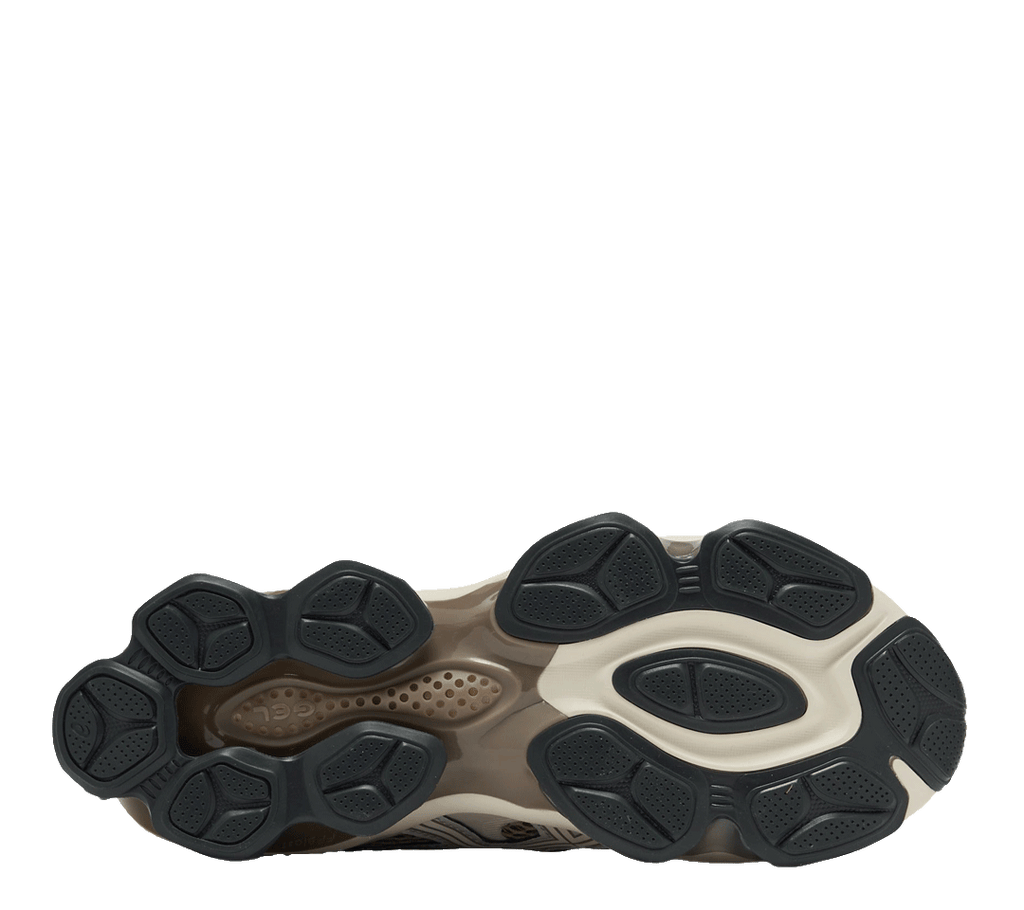 Asics GEL-Quantum Kinetic™ "Pepper/Cement Grey"