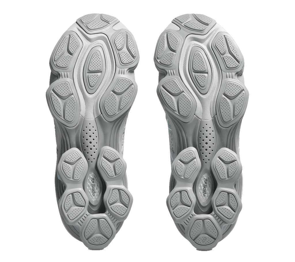 EMMI x Asics GEL-KINETIC FLUENT™