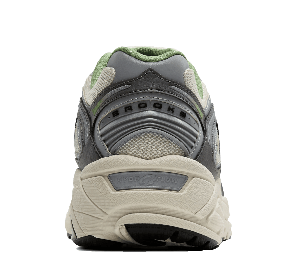 Brooks Adrenaline GTS 4