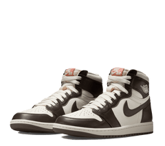 W Air Jordan 1 Retro High OG "Baroque Brown"