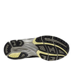 18 East x Asics GEL-NIMBUS 10.1