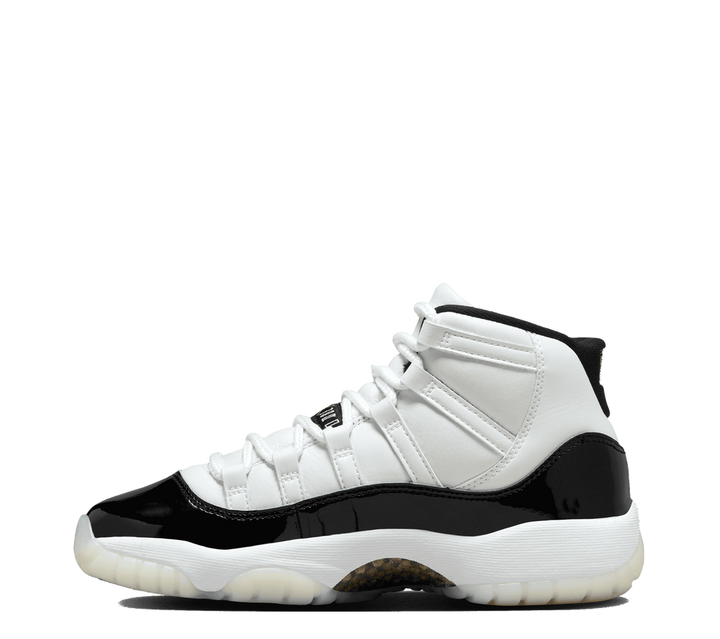 Air jordan 11 retro white deals and black