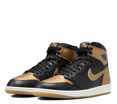 Air Jordan 1 Retro High OG "Black & Gold"