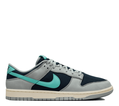 Nike Dunk Low Retro PRM