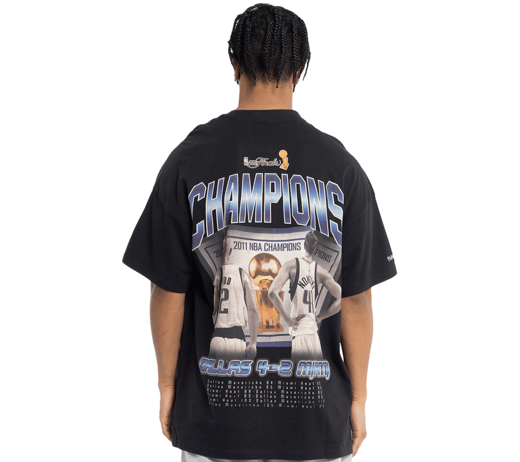 Mitchell & Ness '11 Champs T-Shirt