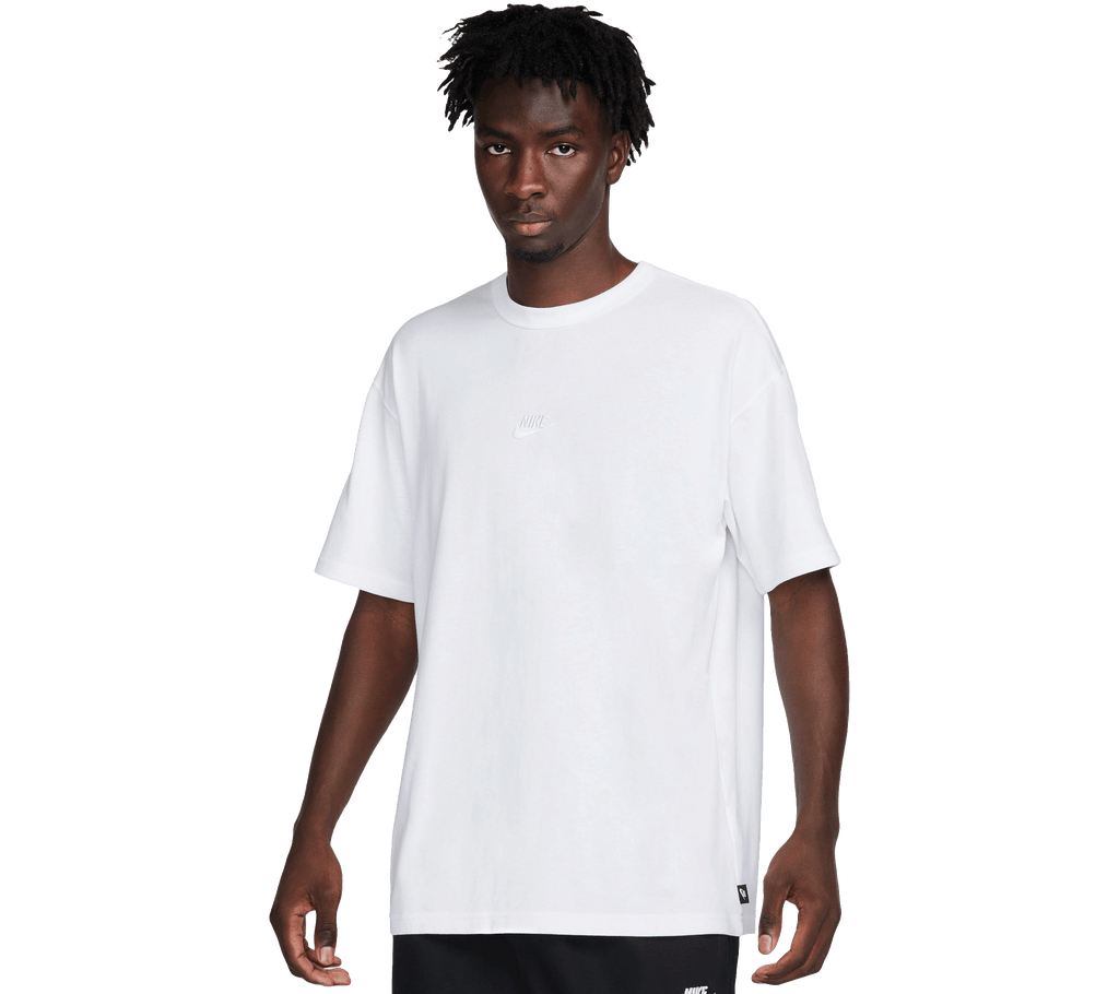 Nike Premium Essentials T-Shirt