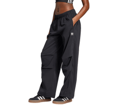 W Adidas Essentials Parachute Pant