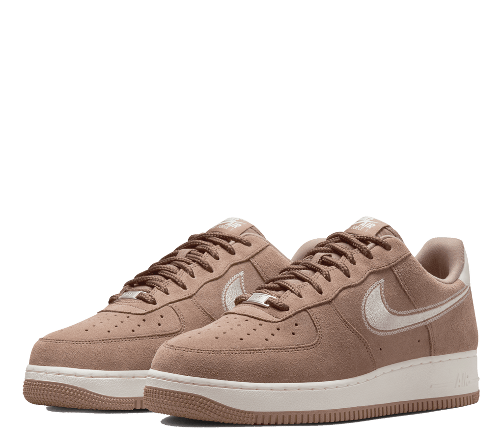 Nike Air Force 1 '07 LV8