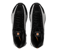 Nike Shox R4