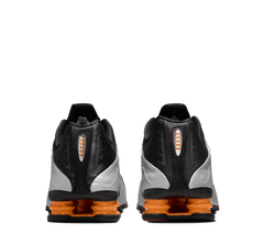 Nike Shox R4
