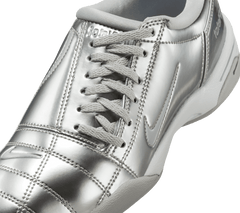 W Nike Total 90