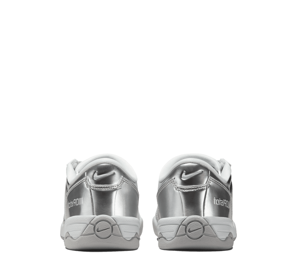 W Nike Total 90
