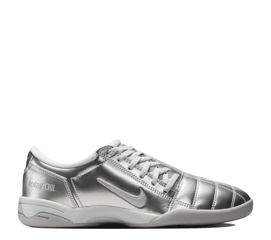 W Nike Total 90