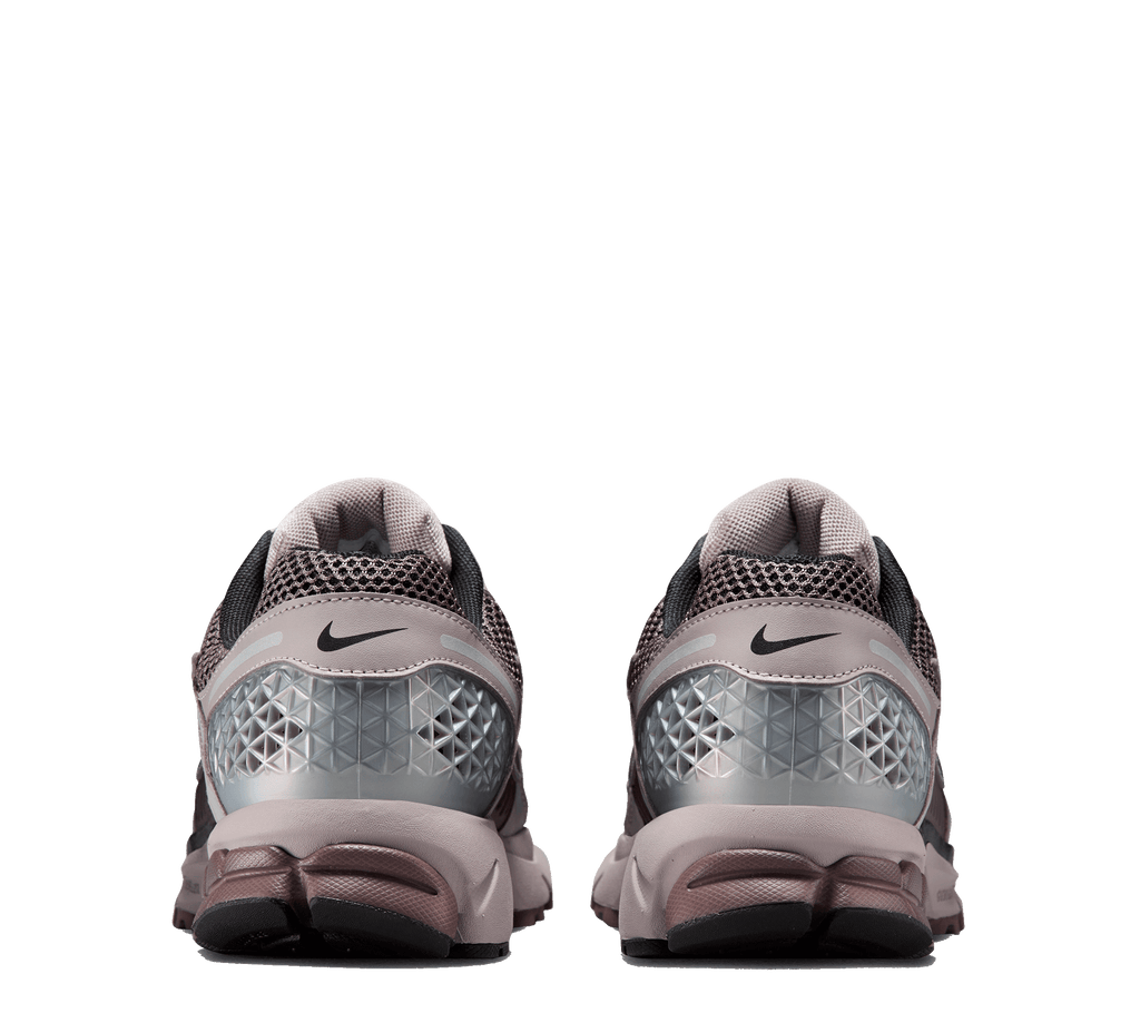 Nike Zoom Vomero 5