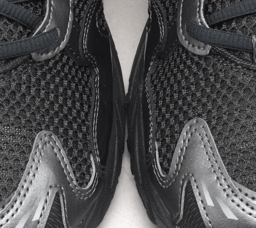 Mizuno Wave Rider 10 "Black Sand"