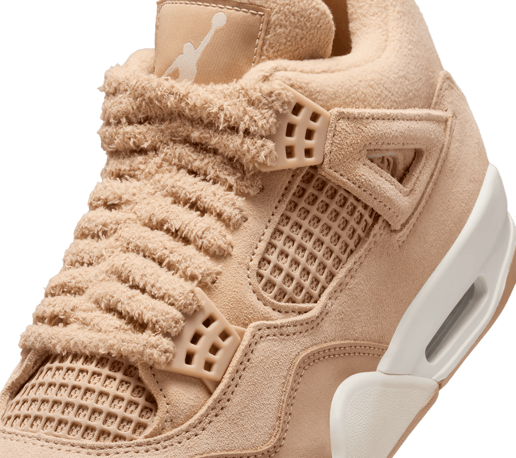 WMNS Air Jordan 4 Retro "Cozy Girl"