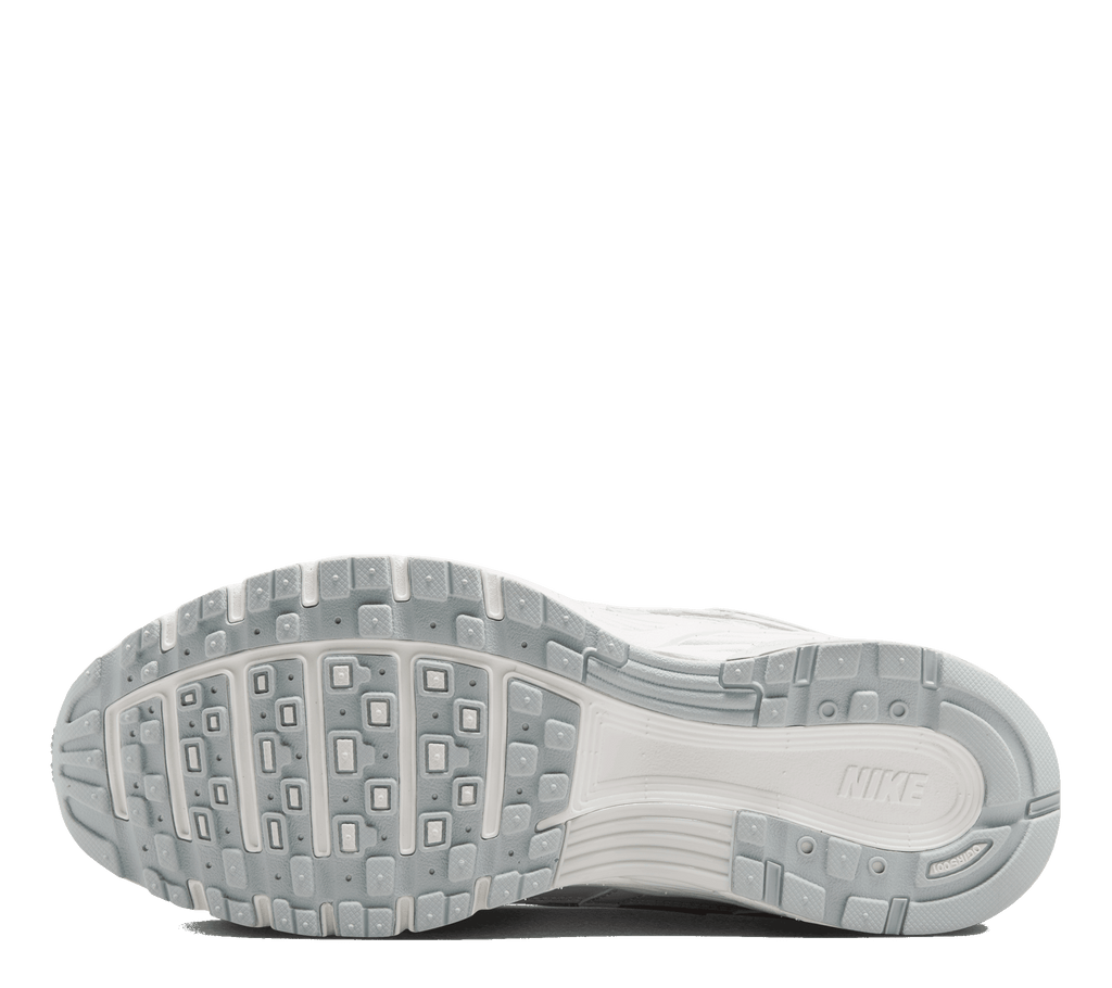 WMNS Nike P-6000 SE