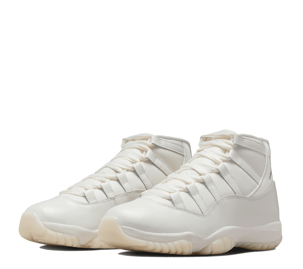 W Air Jordan 11 Retro "Pearl"