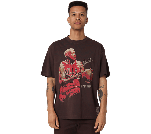 Mitchell & Ness "In The Moment" T-Shirt