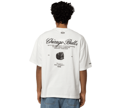 Mitchell & Ness "The Six" T-Shirt