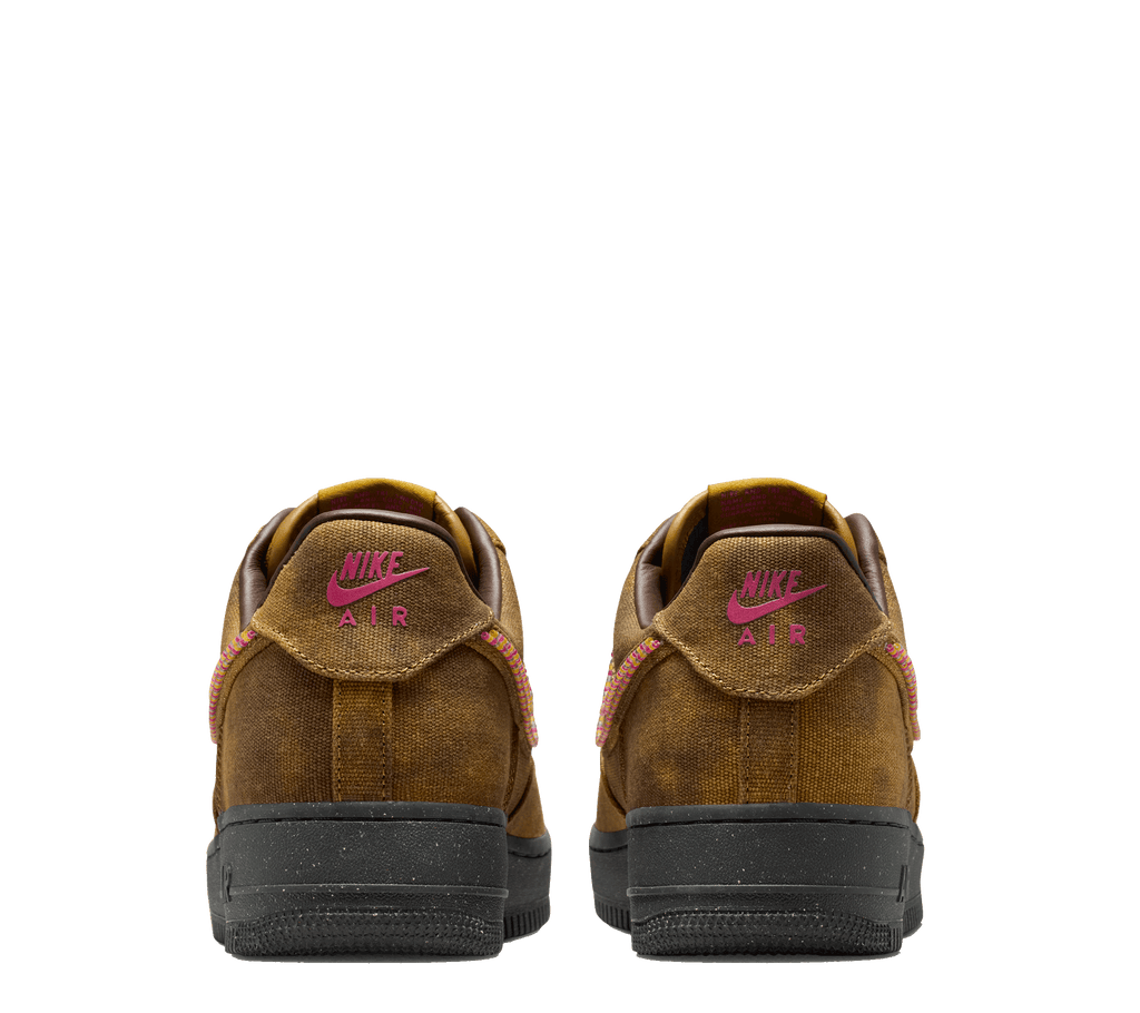 Nike Air Force 1 Bouclé QS