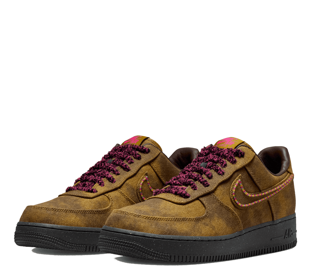 Nike Air Force 1 Bouclé QS