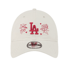 New Era 9TWENTY Adjustable "Valentines"