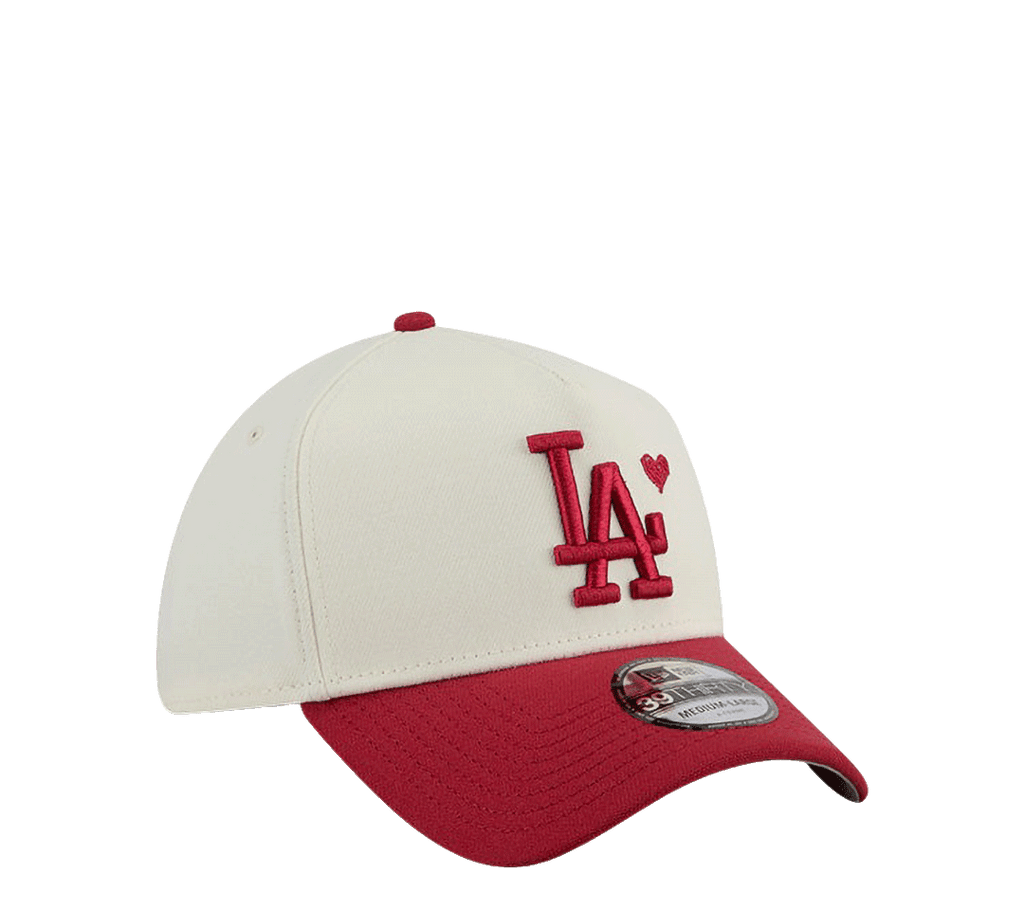 New Era 39THIRTY A-Frame Fitted "Heart Sketch"