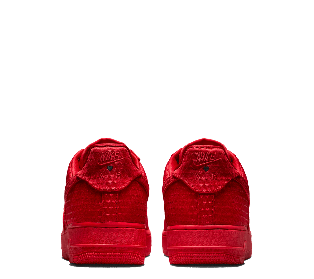 Nike Air Force 1 Retro "Valentines"