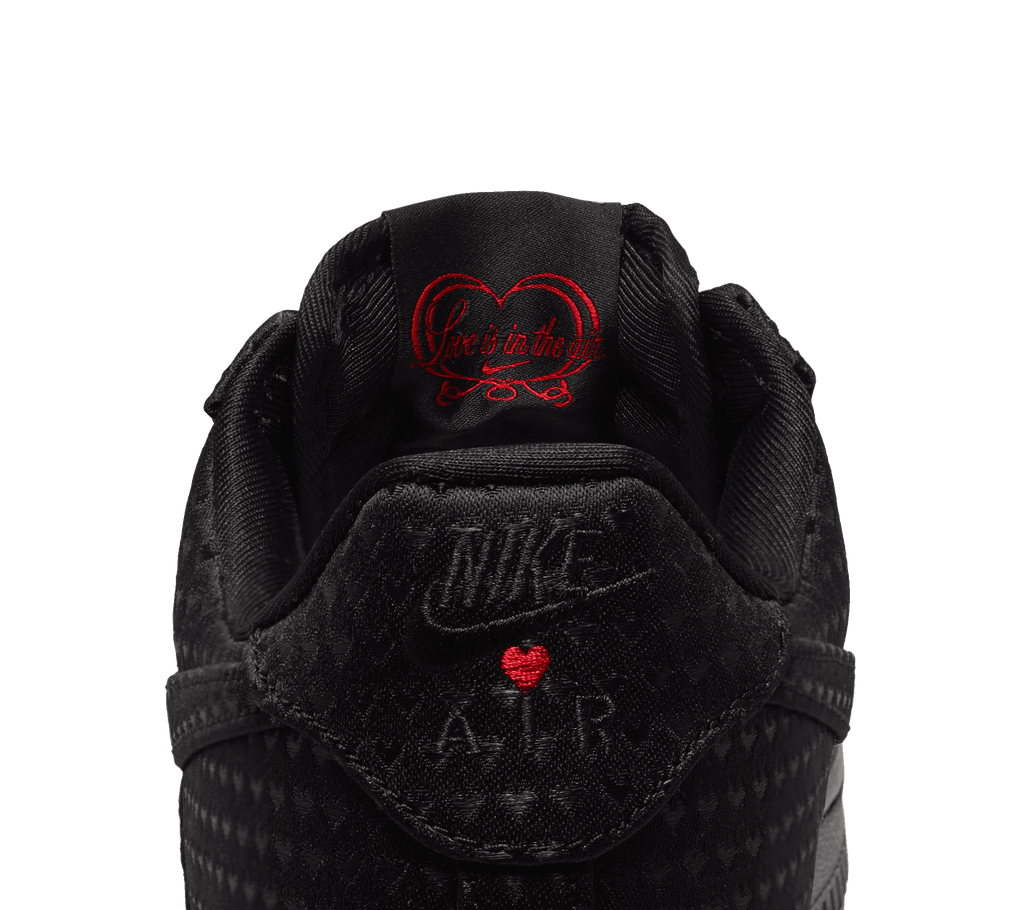 Nike Air Force 1 Retro "Valentines"