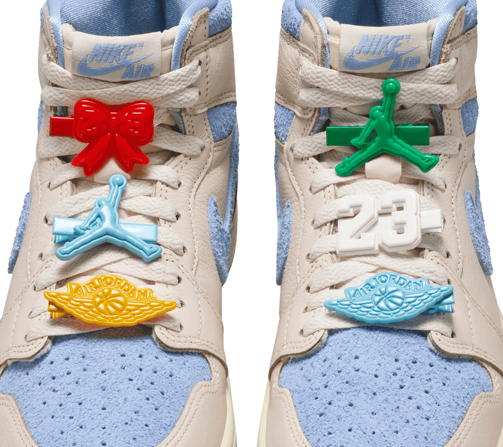 W Air Jordan 1 Retro High OG "Psychic Blue"