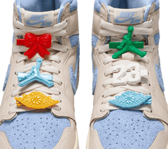 W Air Jordan 1 Retro High OG "Psychic Blue"