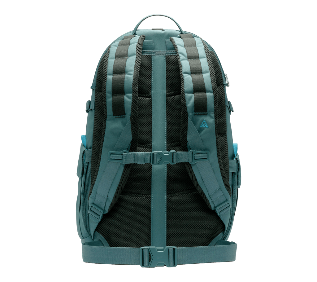 Nike ACG DAYMAX Backpack