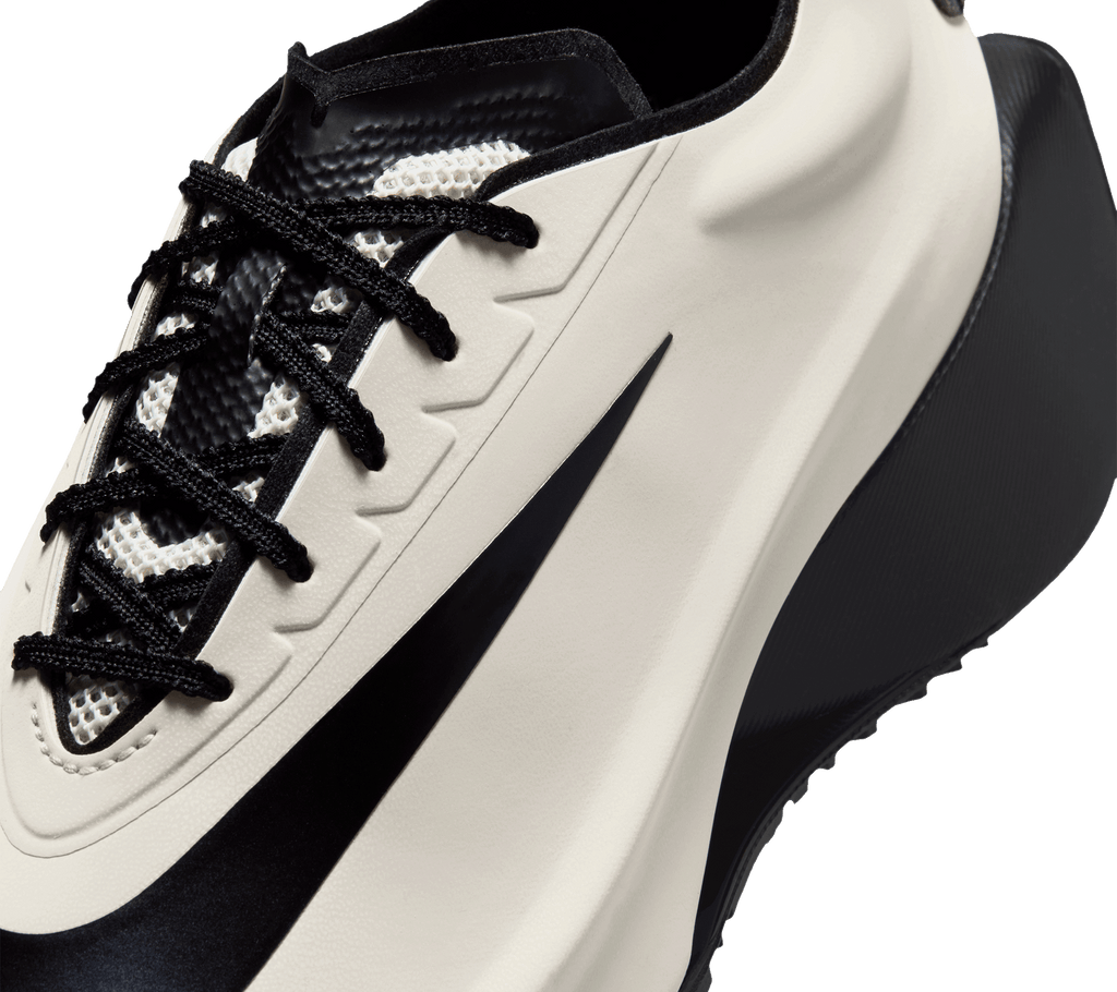 WMNS Nike First Sight Noir