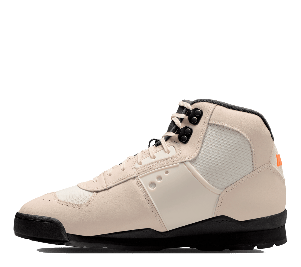 Nike BLTRO QS