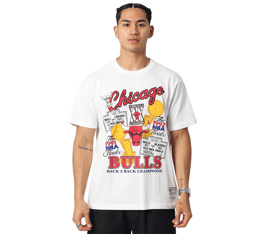 Mitchell & Ness "Chasing Dreams" T-Shirt