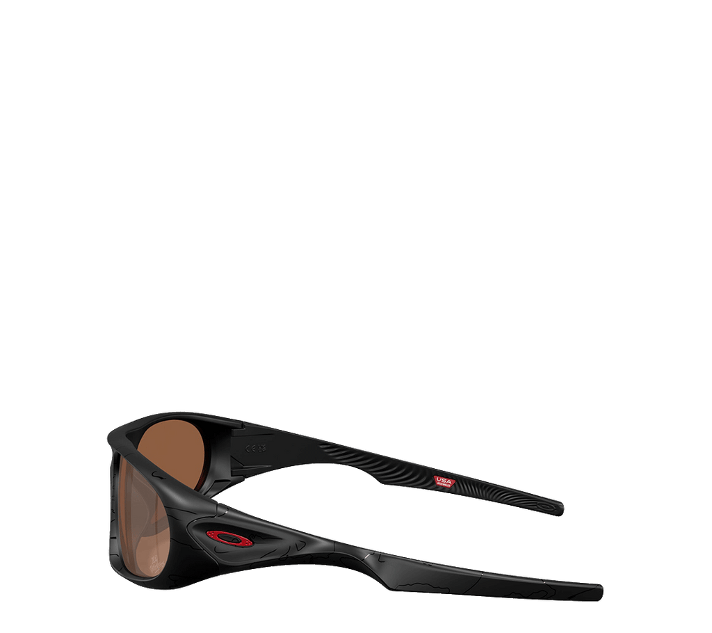 100T x Oakley Neoforma®