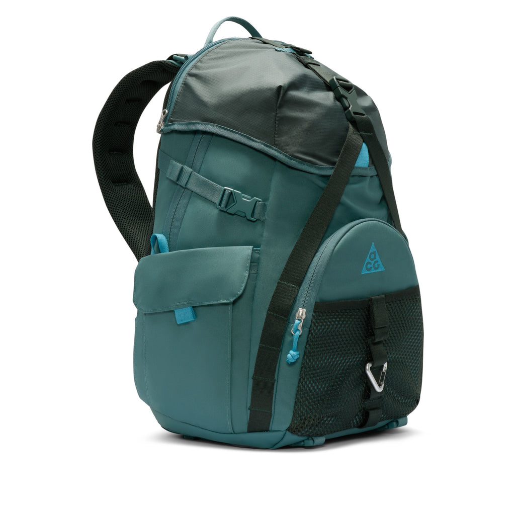 Nike ACG DAYMAX Backpack