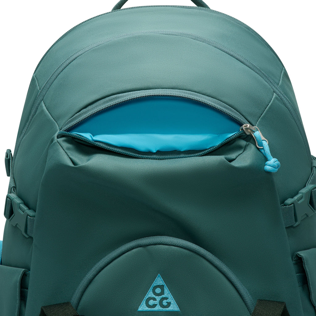 Nike ACG DAYMAX Backpack