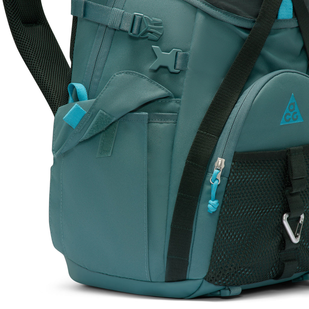 Nike ACG DAYMAX Backpack