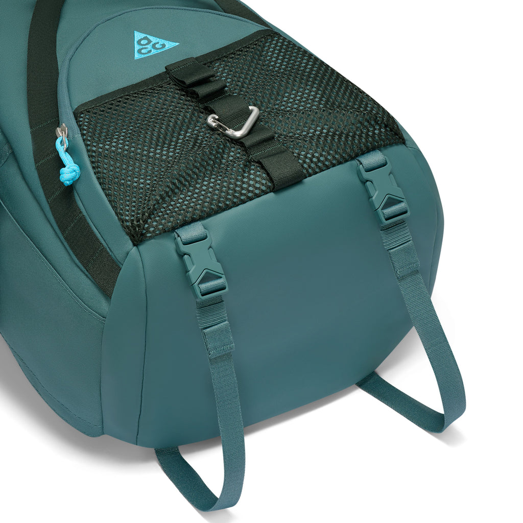 Nike ACG DAYMAX Backpack