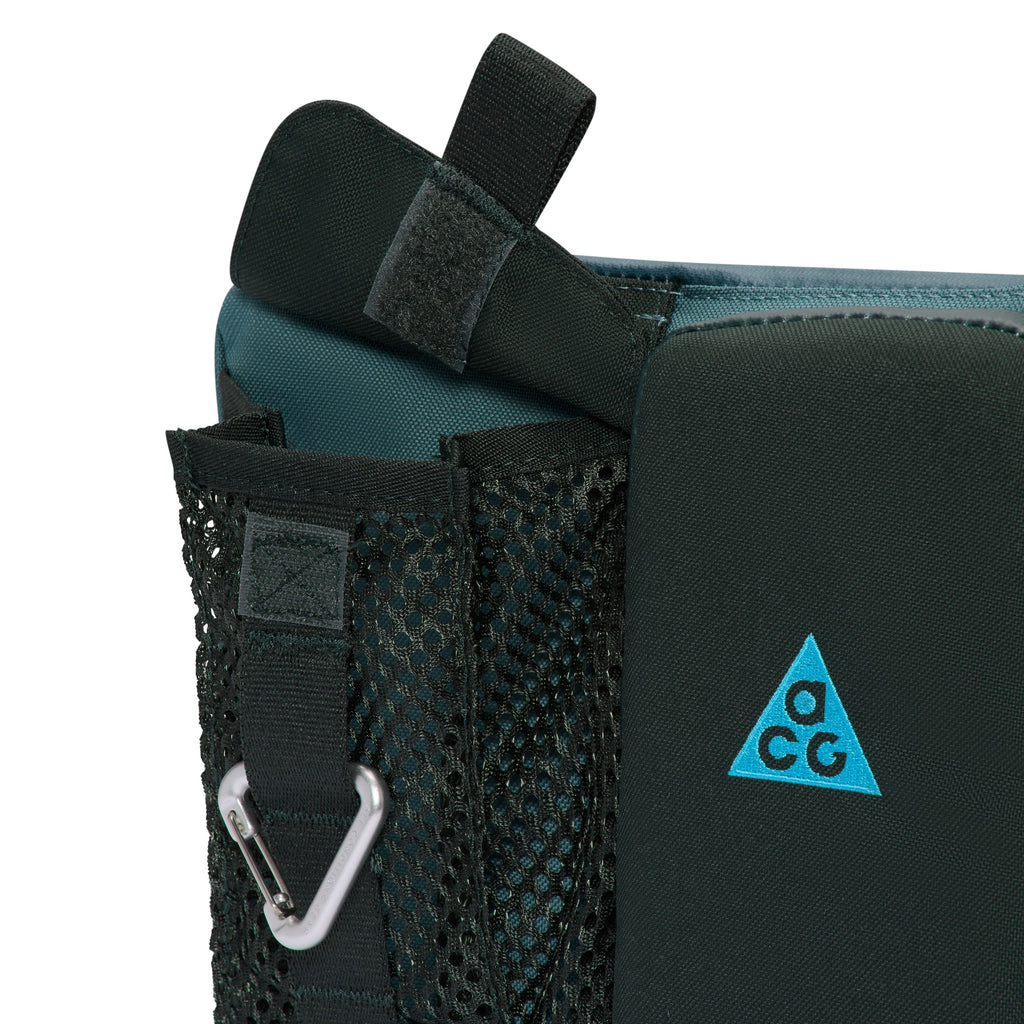 Nike ACG DAYMAX Crossbody