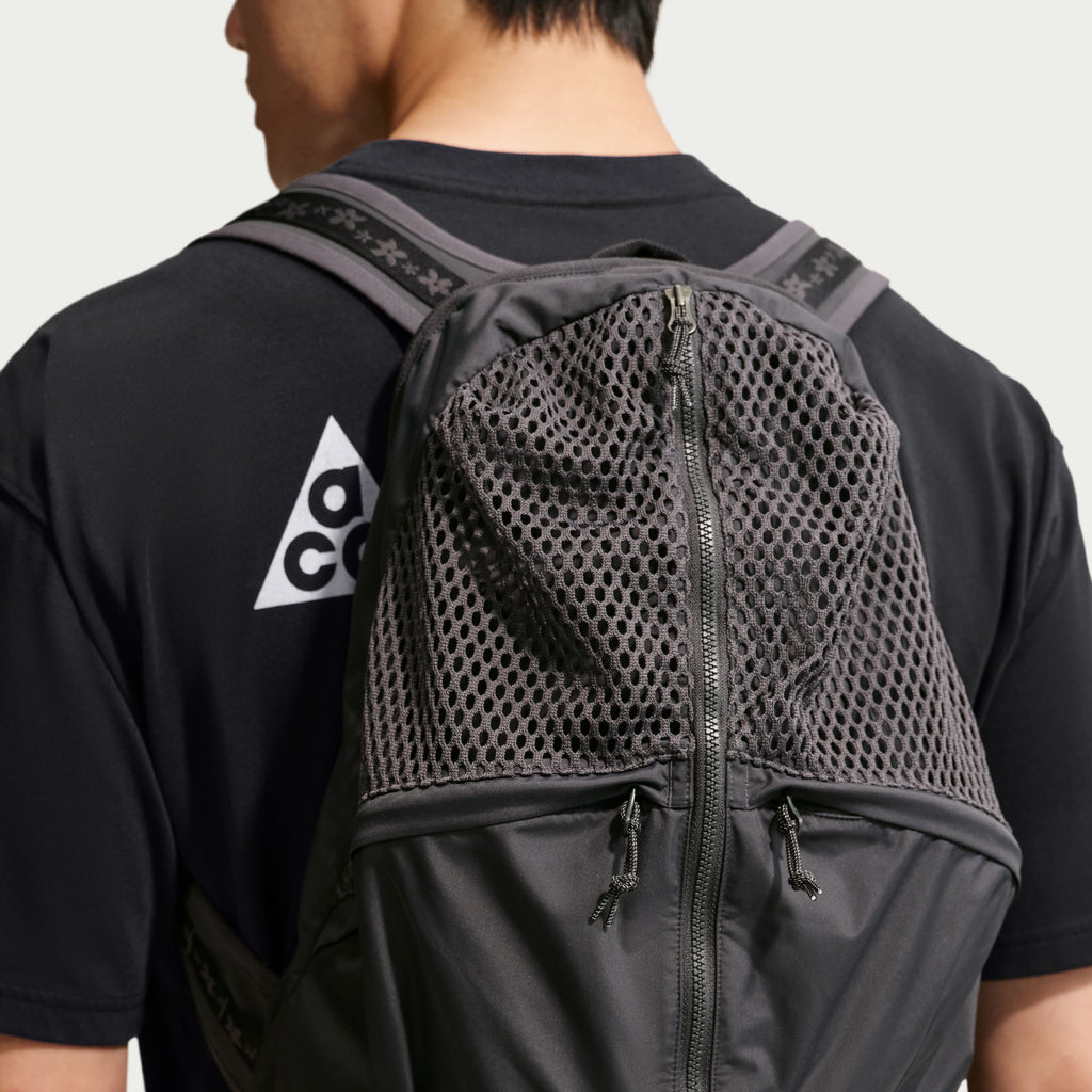 Nike ACG "Five Towers" Pack Jacket