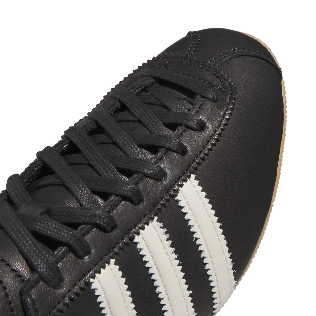 Adidas Japan